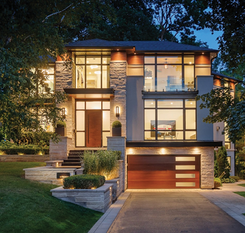 Modern vs. Classic Custom Homes: Bridging Tradition and Innovation